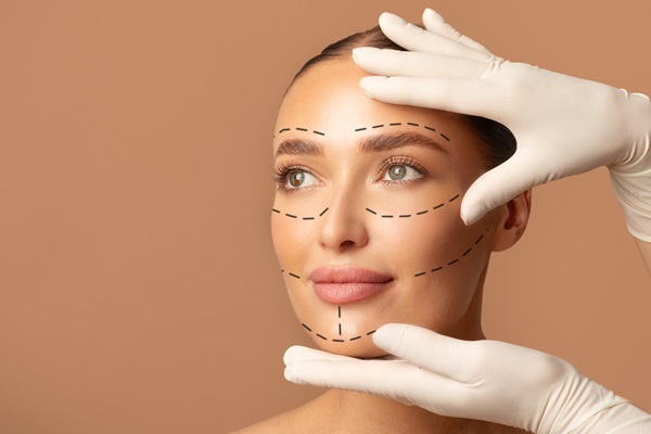 Top Reasons To Choose An Oral Surgeon For Your Facelift